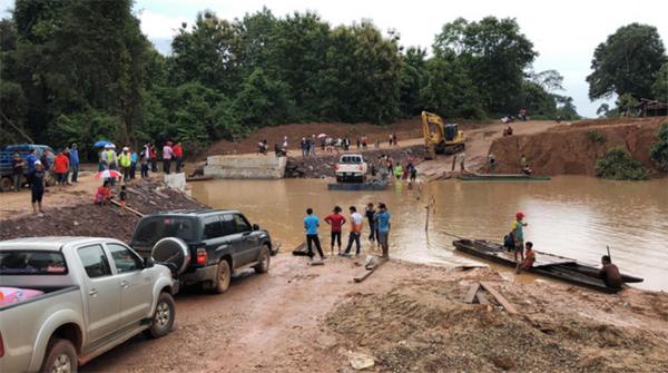 tham hoa vo dap thuy dien o lao: am anh mui xac chet xoc len tan mui - 1