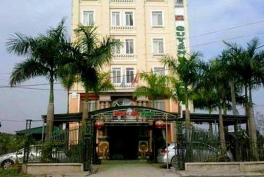 tin moi nhat vu csgt bi bat qua tang trong nha nghi voi co giao da co chong - 2