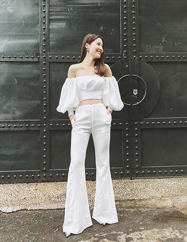 kieu do mac vao la nguc "boc hoi" nhung sao viet van me tit suot mua he - 4