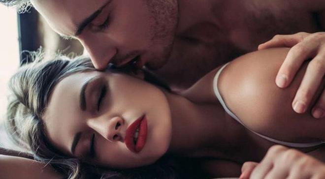 do mat vi ban trai di dau cung khoe chien tich “chuyen ay” - 1