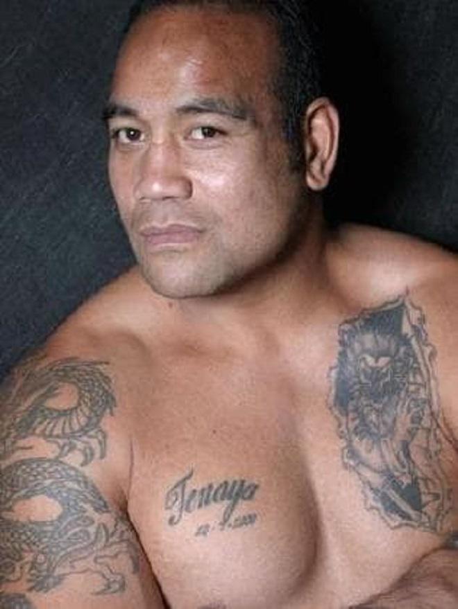 he lo chuyen nu cai nguc "quan he" voi tu nhan trong trai giam - 1