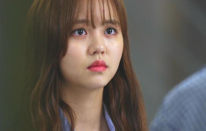 nhin thay mat chong sap cuoi cua chi gai, toi bung mat khoc nuc no vi mot bi mat - 1