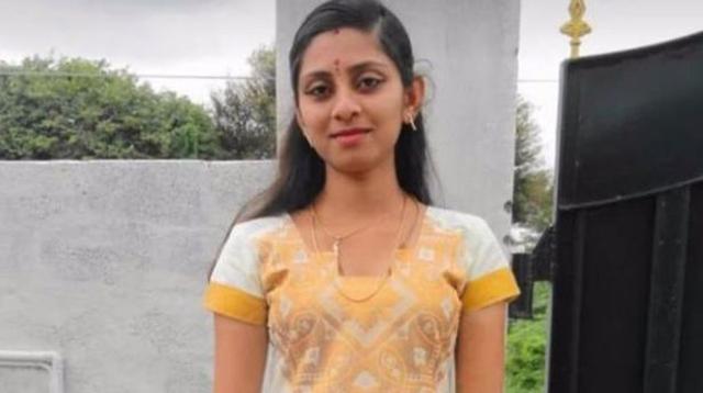 tu sinh con bang cach xem huong dan tren youtube, nguoi phu nu chet tham tai nha - 1