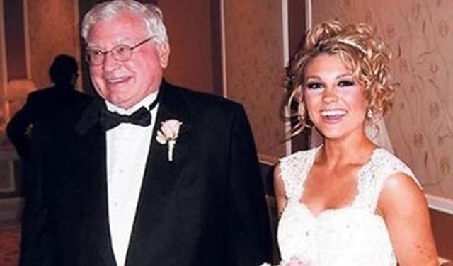 nguoi dep 23 tuoi cuoi ty phu 84 tuoi va cai ket chong vanh chi sau 107 ngay - 3