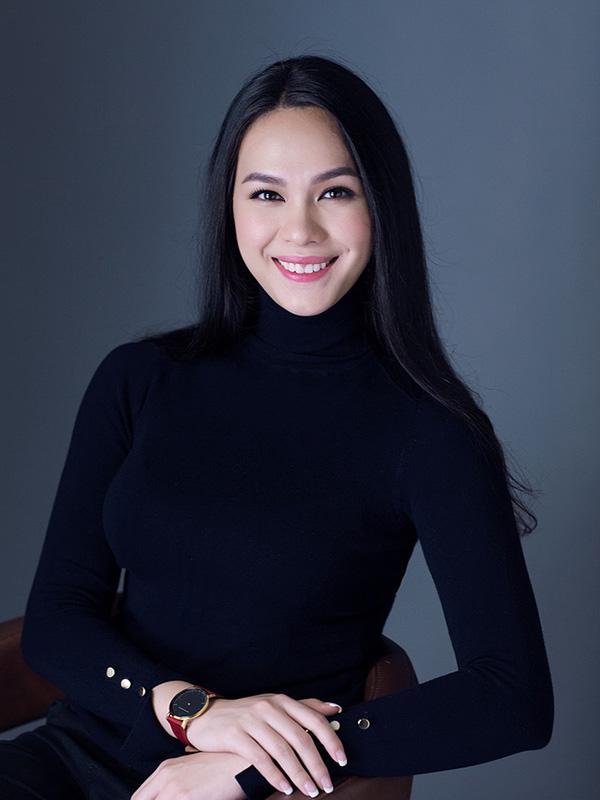 thua huong nhan sac cua me, con gai diem my dep long lay noi xu nguoi - 2