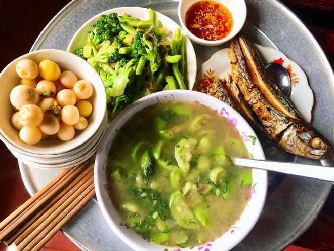 co giao 9x co nguy co e vi bo me giu mai o nha do "loi" nau an qua ngon - 11