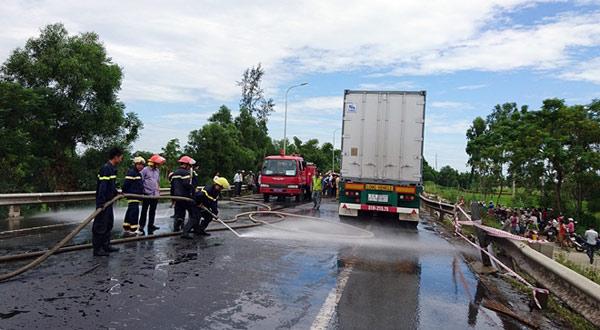 xe don dau gap nan o quang nam: loi ke cua nhung nguoi dau tien den hien truong giai cuu - 5
