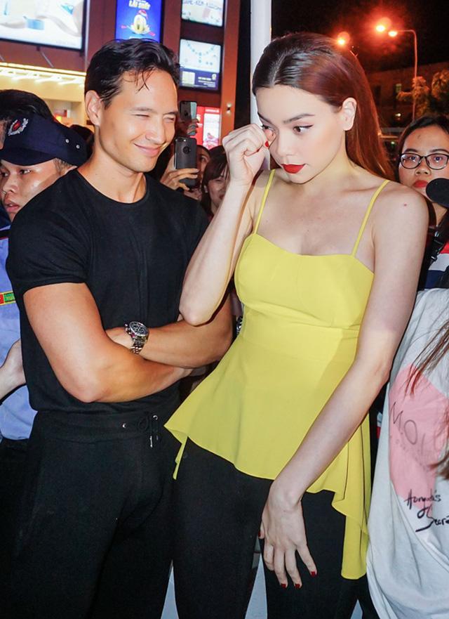 la thay cu vuong tin don tinh ai, ho ngoc ha lai duoc khen dep them boi phan - 1