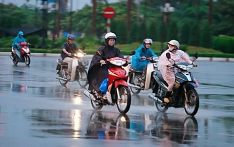 tin moi thoi tiet 2/8: mua dong tiep tuc bao trum bac bo, trung bo nang nong 36 do - 1