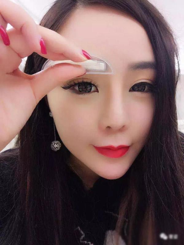 het 5 phut to ve ky cong, chi em thoi nay ke long may bang sieu pham "an lien" nay - 5