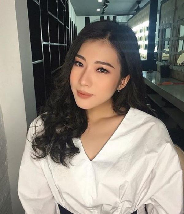 tuyet chieu tang kich co mong chong mat cua nang "sieu vong 3" tai hoa hau viet nam - 5