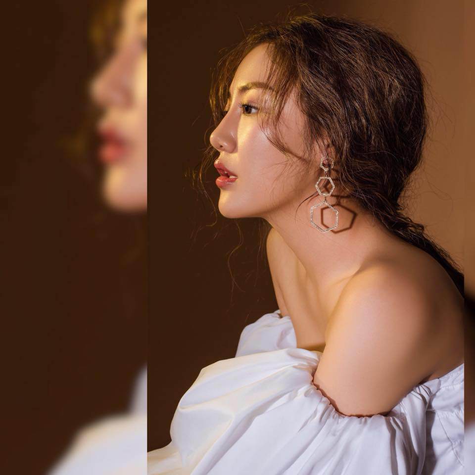 cham ngon "chia tay roi, phai that xinh dep": dung voi bao anh nhung tinh cu cuong dola thi khong - 10