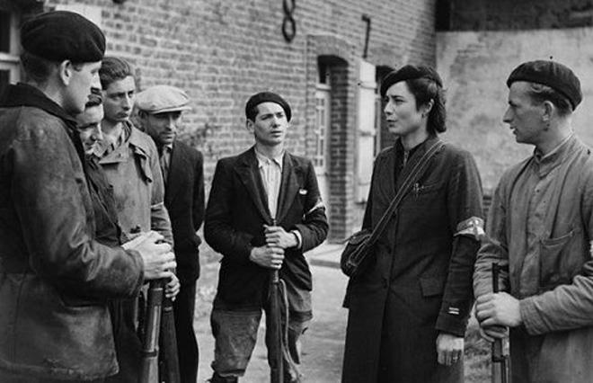 tiet lo ve nu diep vien mot chan nguy hiem nhat the chien thu ii mang mat danh “cho soi” - 2