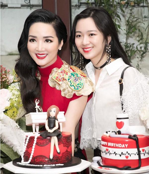 khong noi tieng nhu me, nhung 5 nhan vat nay se tro thanh dai my nhan trong tuong lai - 2