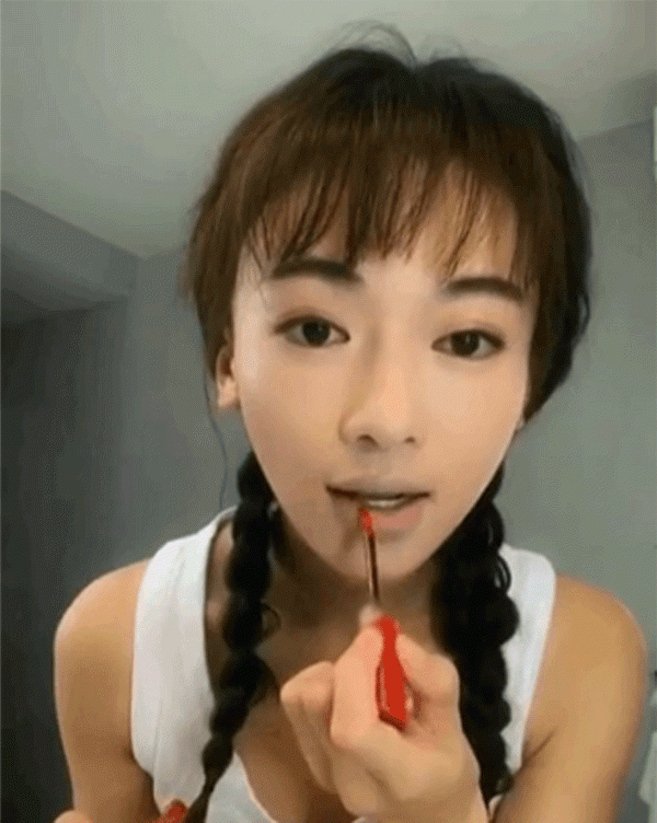 hom nay, nguy anh lac "thi pham" cho chi em cach danh son long moi hot nhat hau cung - 5