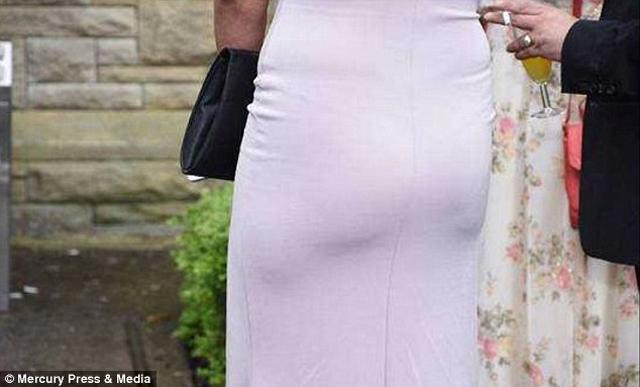 hao huc cho bo anh cuoi, cap doi soc nang khi nhiep anh toan chup nguc va mong phu dau - 6