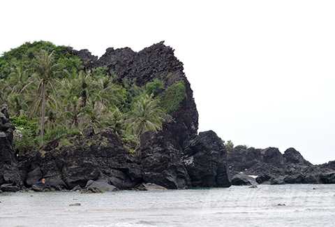 su that ve hang ke cuop, noi khiep so cua nguoi ly son va dau vet kho vang bi an - 1