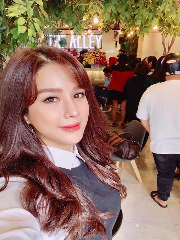 nhin anh cua 2 my nhan nay, ban biet trao luu lam dep nao dang len ngoi chua? - 9