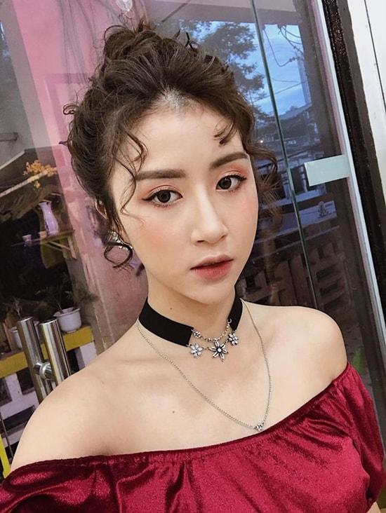 kieu toc "rau gian" ma hoang thuy linh va loat nguoi dep "lang xe" mang suc hut the nao? - 4