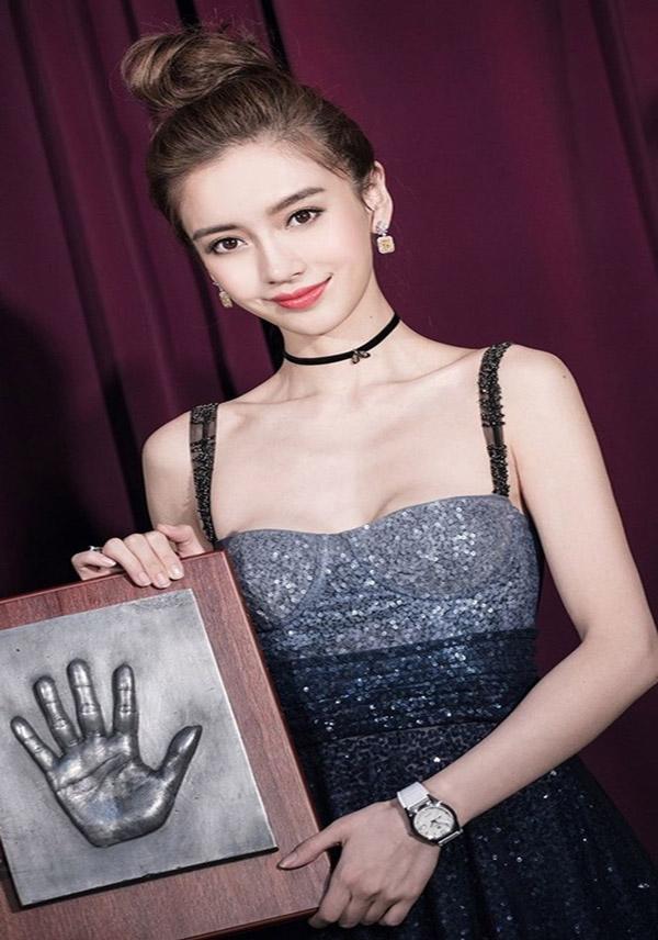 than hinh "co huong" nhung nu than co trang angele baby van co lan da dep chinh nho thu nay - 4
