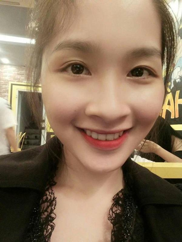 h'hen nie toc ngan nhat lich su, lieu tiep theo la hoa hau toc dai nhat lich su dang quang? - 6