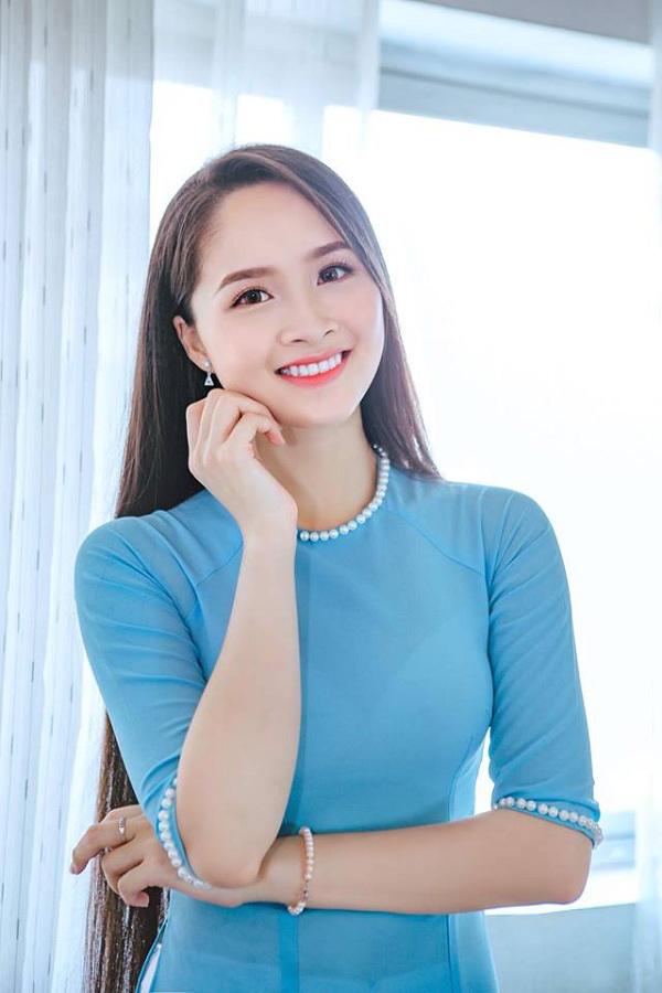 h'hen nie toc ngan nhat lich su, lieu tiep theo la hoa hau toc dai nhat lich su dang quang? - 7