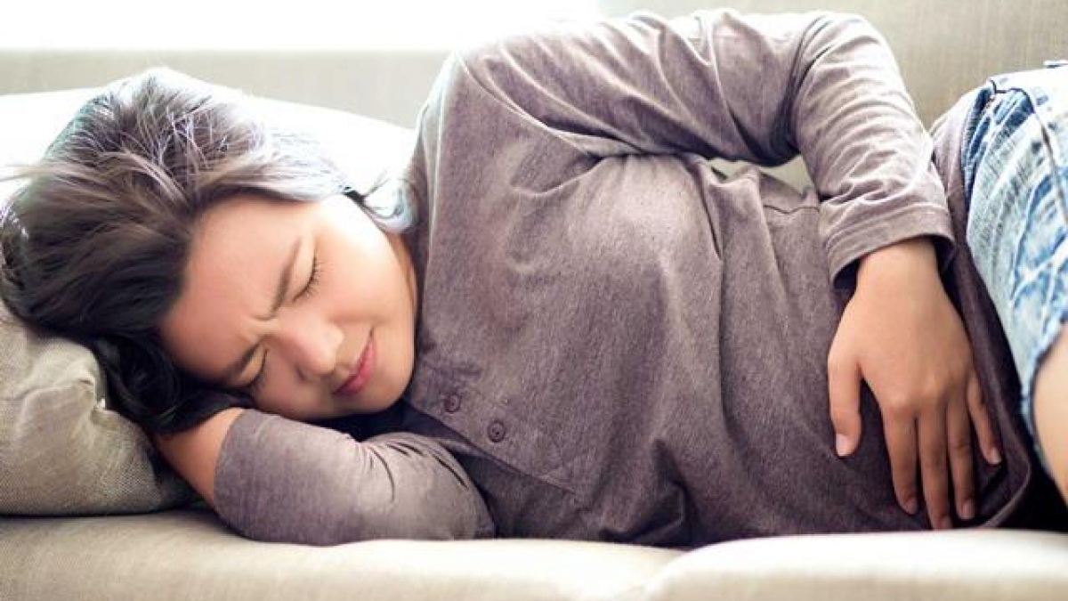 Đau bụng khi mang thai tháng thứ 2 là vì sao, khắc phục thế nào?
