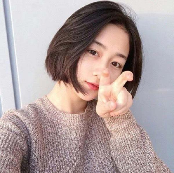 trong khi cac my nhan viet thay doi kieu toc lien tuc, hari chi trung thanh voi kieu toc nay - 15
