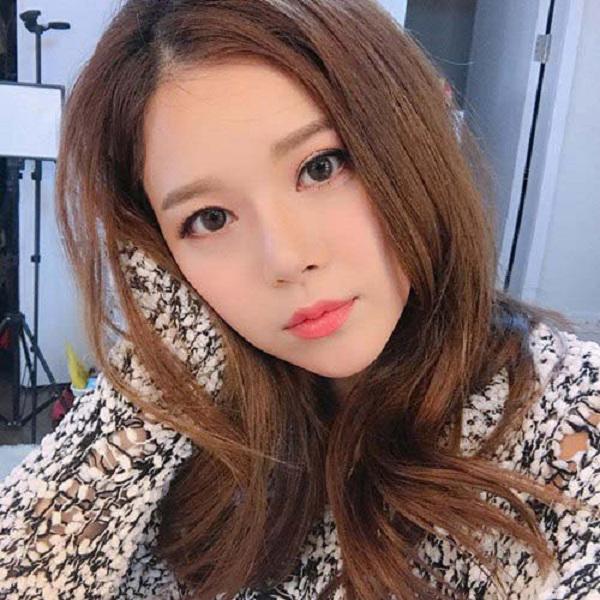 trong khi cac my nhan viet thay doi kieu toc lien tuc, hari chi trung thanh voi kieu toc nay - 16