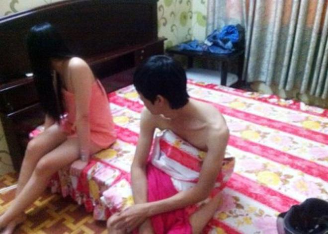 vao nha nghi "tam su", nguoi phu nu co chong bi ban tinh tong tien bang clip sex - 1