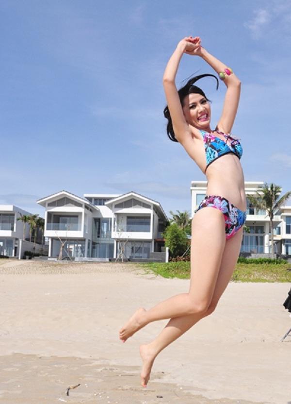 ly do gi khien vong 1 cua hoa hau phan thi mo tang size bat thuong den the? - 4