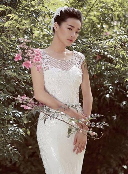 chuan bi len xe hoa vao thang 9, co dau nha phuong se chon phong cach trang diem nao? - 6