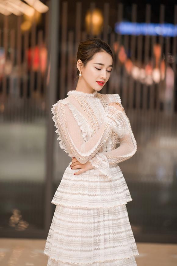 chuan bi len xe hoa vao thang 9, co dau nha phuong se chon phong cach trang diem nao? - 2