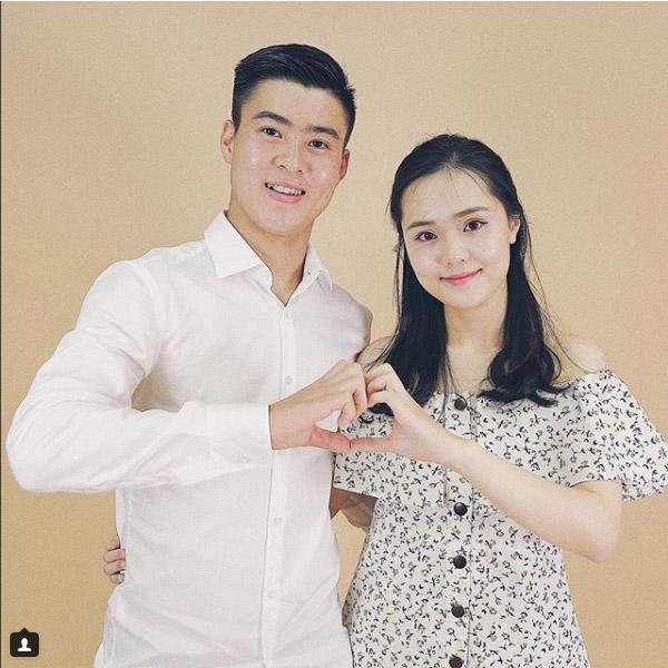 nhan sac khong ai thua ai cua nhung bong hong xung quanh cac cau thu u23 viet nam - 1