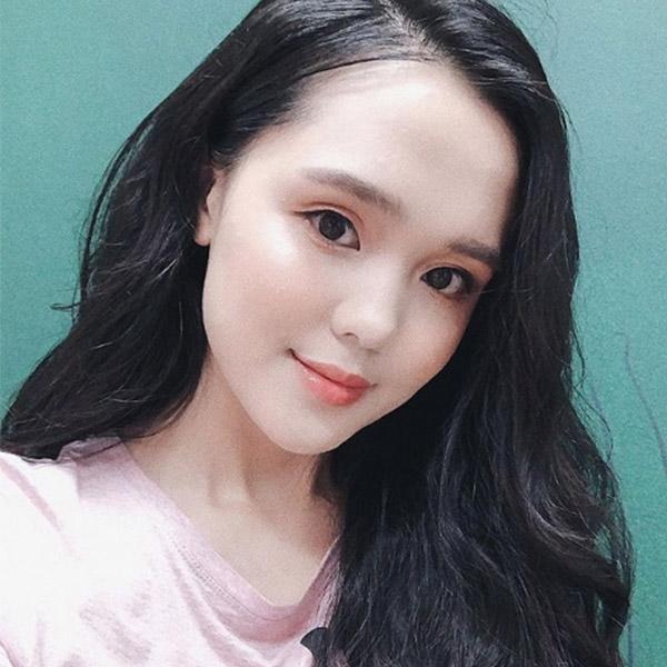 nhan sac khong ai thua ai cua nhung bong hong xung quanh cac cau thu u23 viet nam - 2