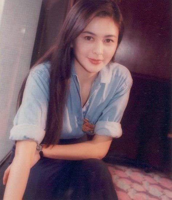 nhung nu hoang sac dep vang bong mot thoi lang giai tri chau a va phan doi "hong nhan" - 5