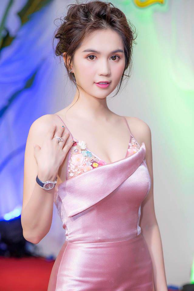 sao viet va nhung khoanh khac lo nguc xap xe chi muon... giau nhem di - 3