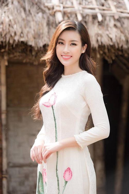 khi hh do my linh "trot dai" xen toc minh di, va day la cai ket... - 1
