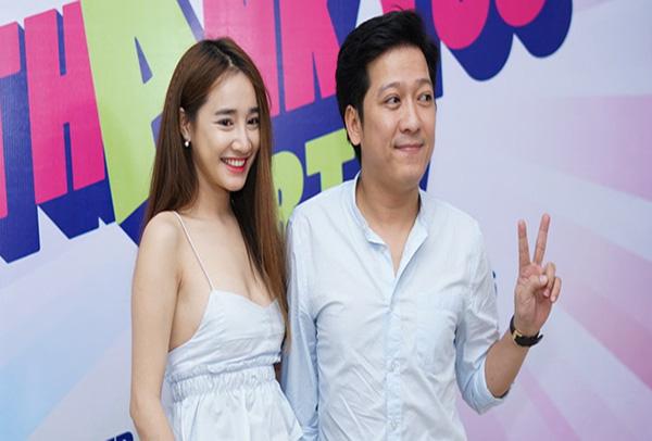 moi lan di ben canh truong giang, nha phuong lai dung mau son nay, vo tinh hay co y? - 10