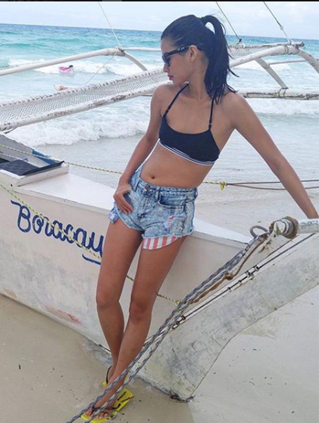 do suc nong voi bikini, dan my nhan phe nguc lep hay nguc khung se chien thang? - 4