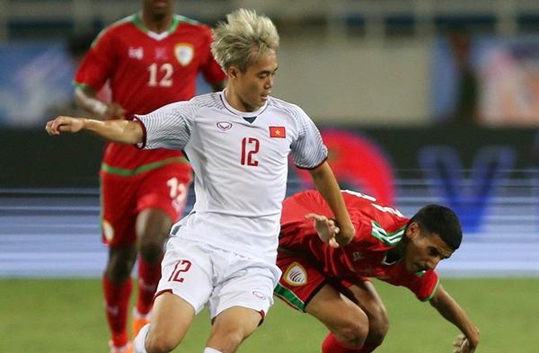 chi em cong nhan khong, toc bach kim cua van toan chac chan la mau hot nhat 2018! - 2