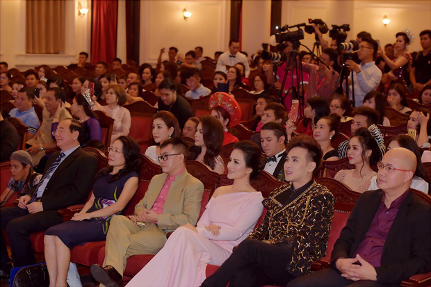 kosxu - nha tai tro vang cua le ton vinh nu doanh nhan sac tam tai 2018 - 6