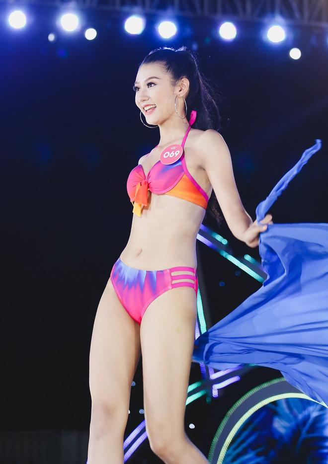 nga ngua voi so do 3 vong cua cac thi sinh hhvn 2018 khi khong co photoshop tro giup - 9