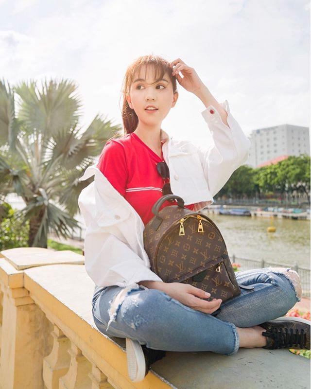 tim diem khac nhau giua loi trang diem ngay thuong va di tiec cua pham huong, ha ho, ngoc trinh - 14