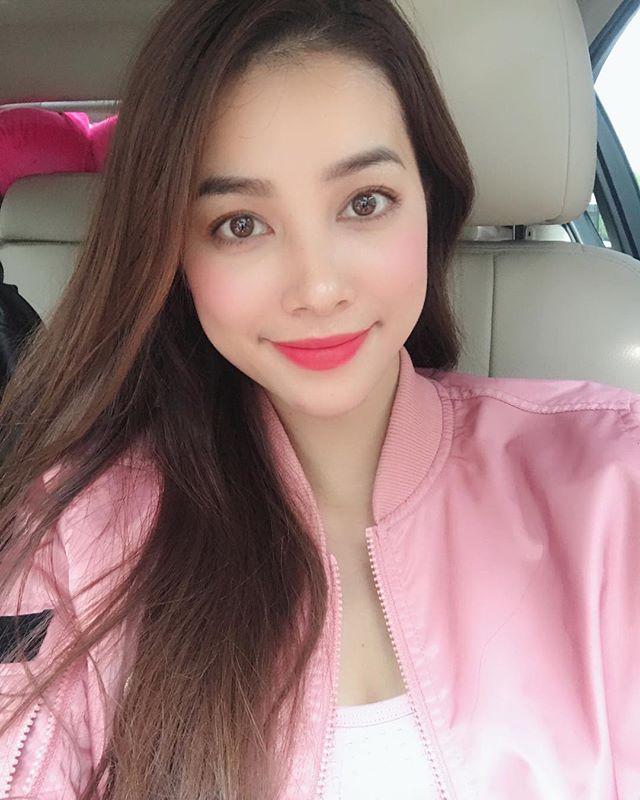 tim diem khac nhau giua loi trang diem ngay thuong va di tiec cua pham huong, ha ho, ngoc trinh - 8