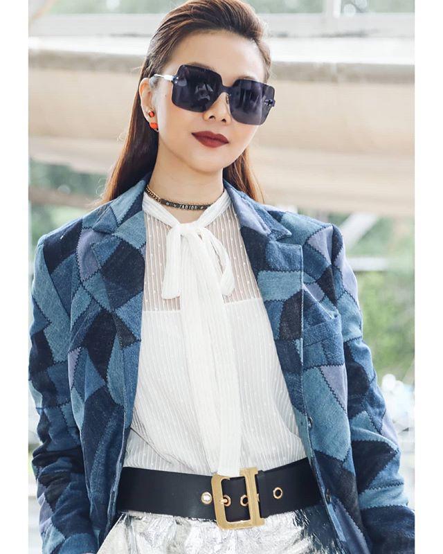 tim diem khac nhau giua loi trang diem ngay thuong va di tiec cua pham huong, ha ho, ngoc trinh - 4