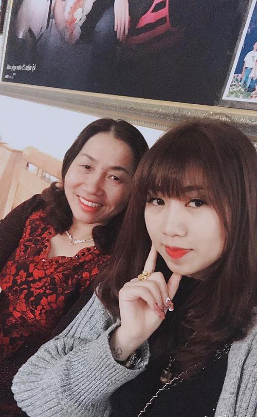 du da u50, me van toan van so huu lan da cang bong khien ai cung phai ghen ti - 8