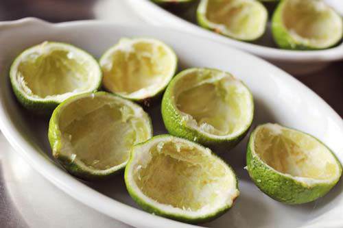 cao rang, mang bam, o vang sach bach voi 4 cach lam trang rang tu 1 qua chanh - 3