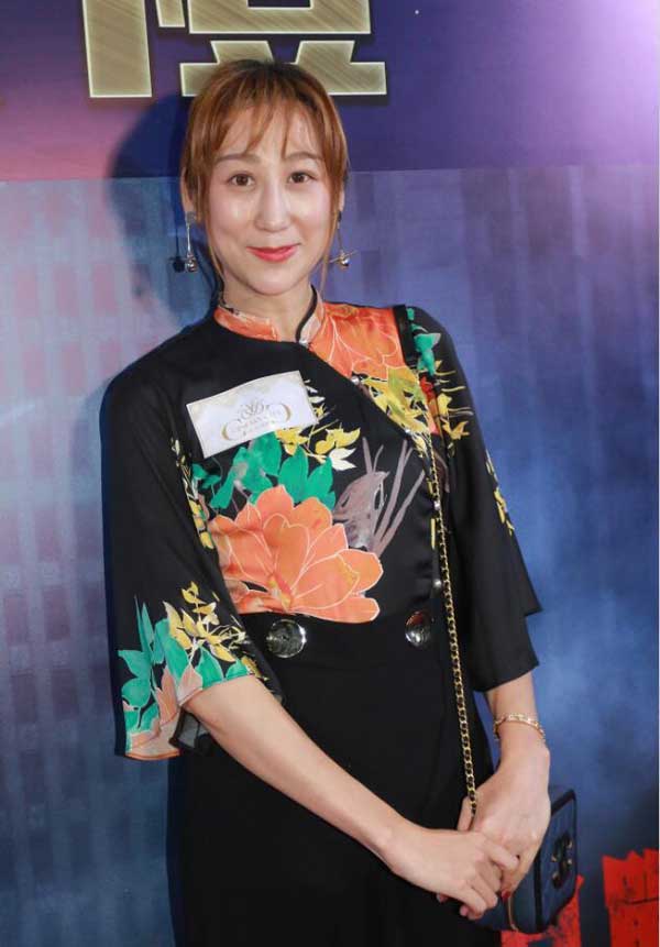 a hau hao mon nhan sac de sinh 4 con cho tai tu “thien long bat bo” - 3