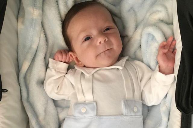 cho con bu giua dem roi ngu thiep di, me tinh day thay con 6 tuan tuoi da tat tho - 2